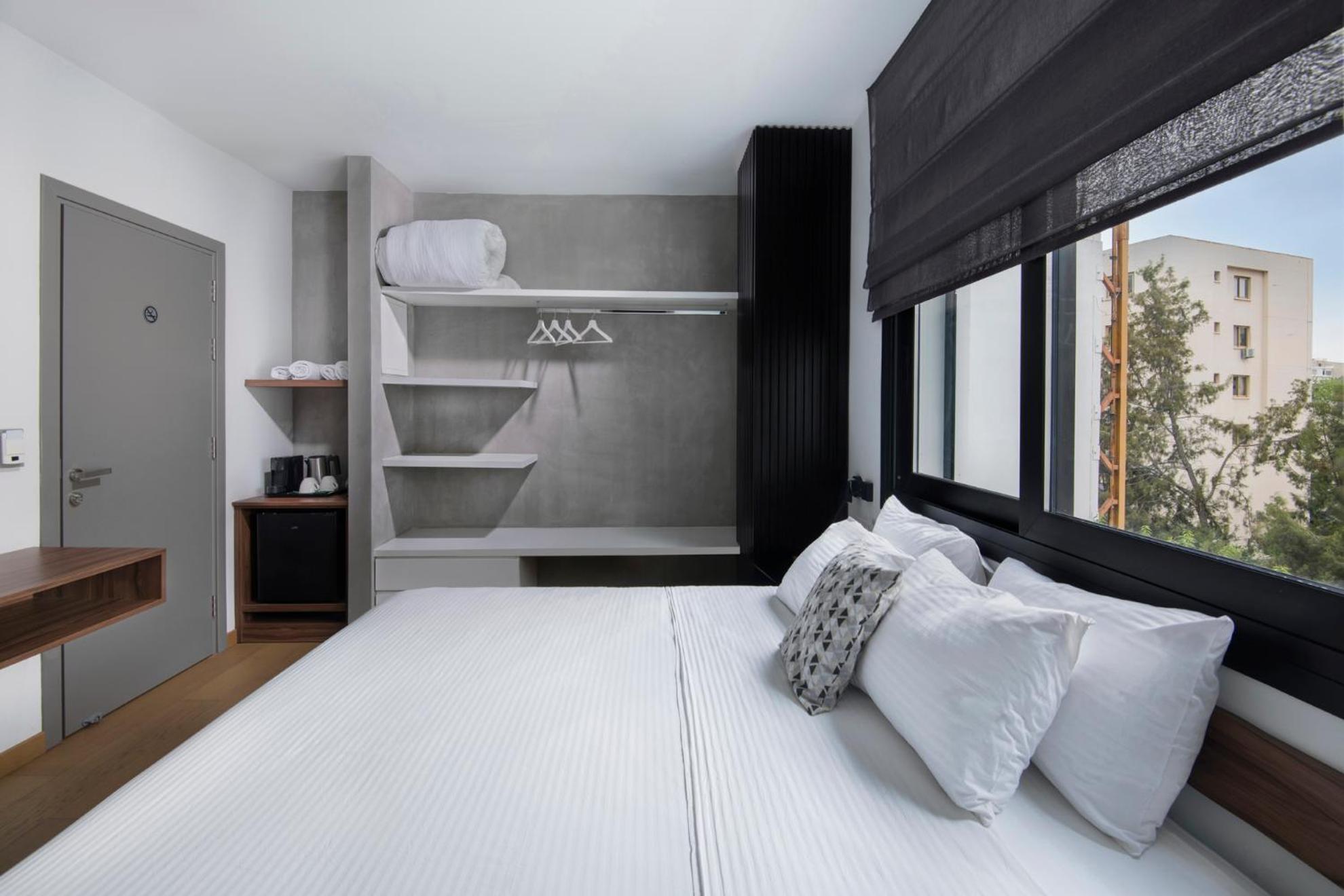 Urban Habitat Executive Suites Никосия Экстерьер фото